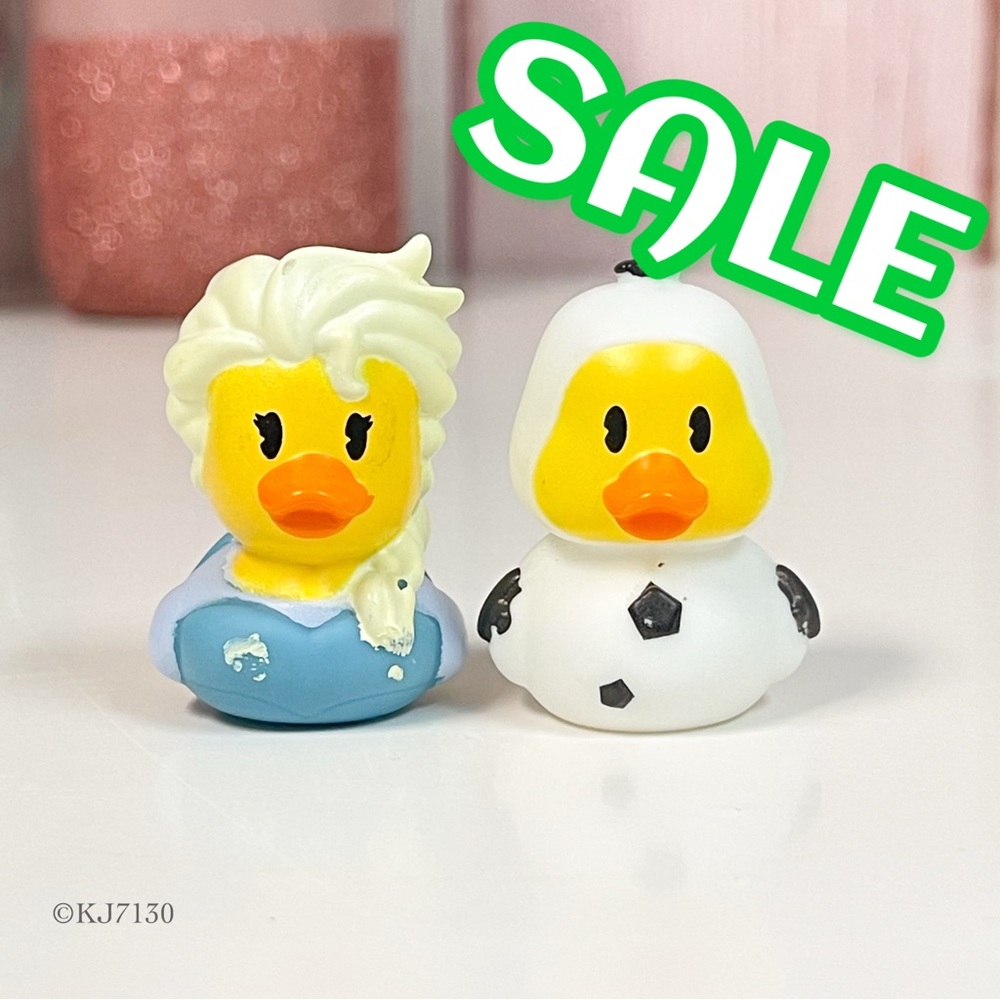 Duckalooz Disney Elsa & Olaf Rubber Duck Duckie Jeep Ducking Set X2 NWOT